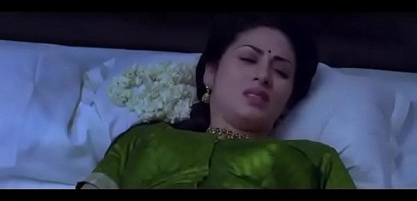  Indian 71 years oldman fucked young lady in bed